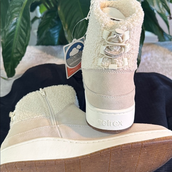 Aetrex Winnie Winter Weatherproof Ankle Boots - Womens US 9-9 1/2 - EU 40 - New - Picture 7 of 12